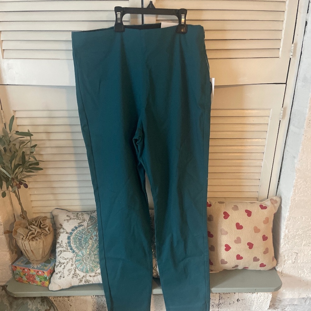 This is a old navy pants